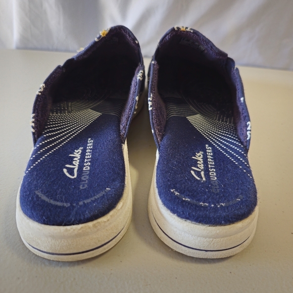 Clarks CloudSteppers Floral Embroidered Slip-On Shoes - Picture 5 of 9